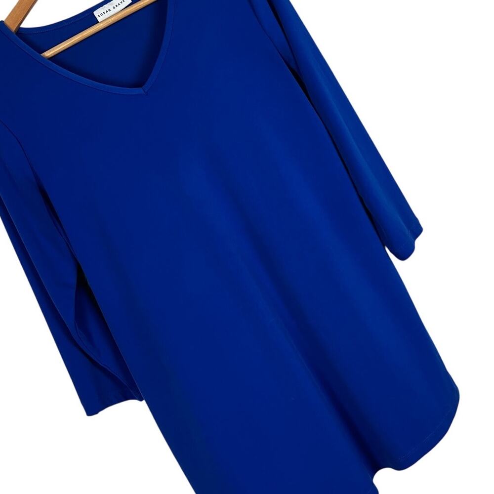 SUSAN GRAVER‎ Women's XS Blue Liquid Knit Asymmetrical Hem Minimalist Tunic Top